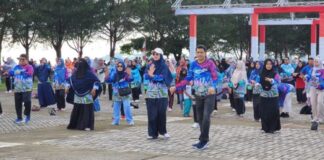 Natuna Meriahkan HUT PGRI KE-79 dengan Senam Bersama