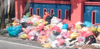 Warga Karimun Kembali Keluhkan Soal Sampah Menumpuk