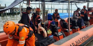 Kapal Tenggelam di Perairan Karimun, Tim SAR Masih Lakukan Pencarian