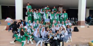 SMP 02 Ibnu Sina Kabil Sabet Juara 1 Batam Open Marching Band 2024