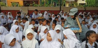 Bakamla Gelar Makan Bergizi Gratis untuk 732 Siswa SDN 018 Sagulung makan bergizi gratis bakamla