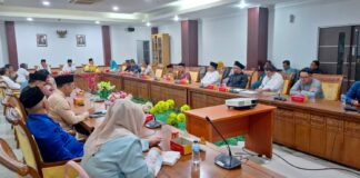 Herman Curhat Kendala Persampahan di DPRD Batam