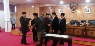Pelantikan Bupati dan Wakil Bupati Karimun Terpilih Masih Tunggu Surat Resmi Pemprov