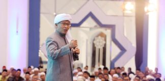 Peringatan Isra Mikraj di Batam, Aa Gym Bahas Ujian Keimanan