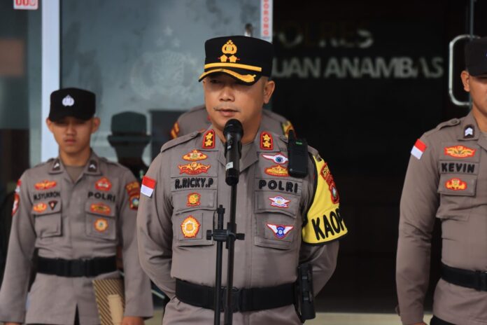 gelombang tinggi anambas