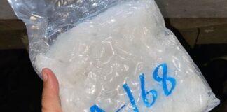 Warga Anambas Temukan Bungkusan Plastik Diduga Narkotika di Pantai