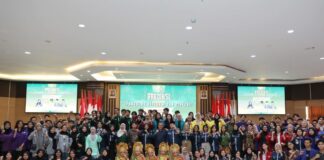 Diskusi Publik HMKB Kupas 10 Tahun Pembangunan Batam diskusi publik HMKB