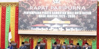 Amsakar-Li Claudia Paparkan Program Kerja di Rapat Paripurna DPRD Kota Batam