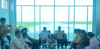 Kunjungan Perdana Ketua DPRD Kepri ke Natuna dalam Safari Ramadan Disambut Hangat Wakil Bupati