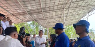 Baznas Batam Serahkan Bantuan Kepada Satgas Kebersihan dan Penyandang Disabilitas di Batam