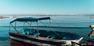 Polsek Buru Tangkap Dua Pelaku Pencurian Kapal Motor di Karimun pencurian kapal motor karimun