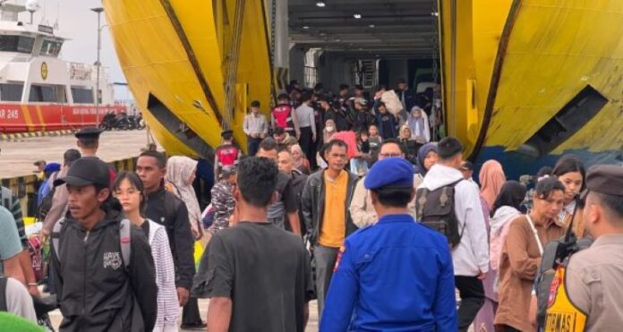 arus balik pelabuhan penagi
