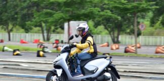 Honda CUV e, RoadSync Duo dengan Fitur Reverse Assist Honda CUV e