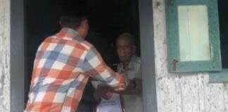 Kapolres Lingga Salurkan Sembako untuk Warga Kurang Mampu di Singkep