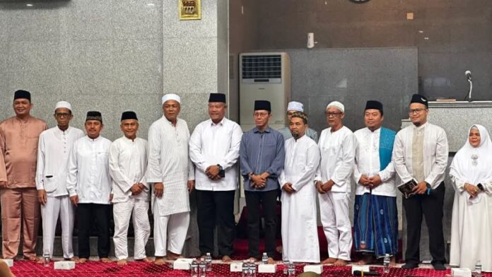 calon haji di perumahan kda