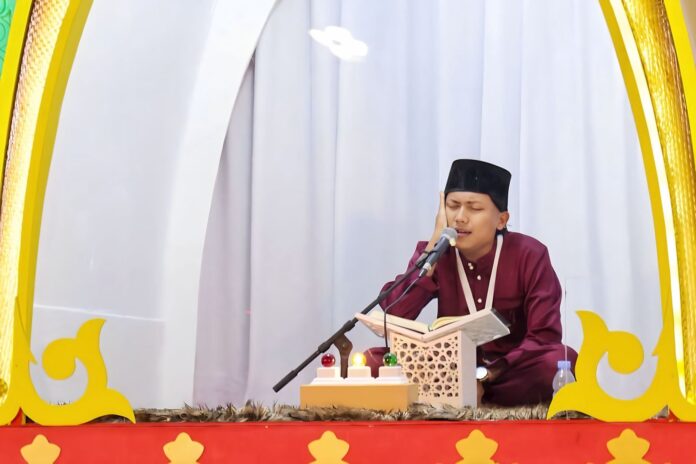 28b04436de89e6981f505eb347243ff7