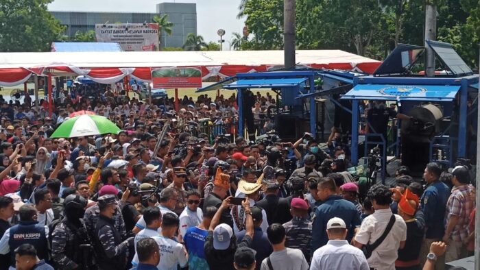 Pemusnahan 2,1 Ton Sabu Diikuti Masyarakat Batam, BNN Lakukan Pemusnahan di Dua Lokasi