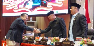 Sekda Kepri Hadiri Paripurna Pandum Ranperda RPJMD 2025-2029