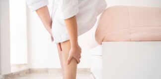 Kaki Bengkak Usai Melahirkan? Ini Penyebab dan Cara Mengatasinya kaki bengkak usai melahirkan