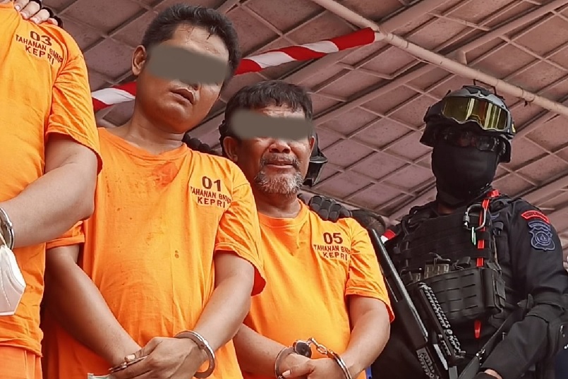 Disoraki saat Pemusnahan, WNI Kurir 2,1 Ton Sabu Mengaku Dijebak Pemilik Kapal