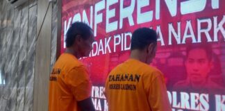 Gagal Kelabui Petugas, Dua Penyelundup Sabu Dibekuk di Karimun penyelundup sabu di karimun