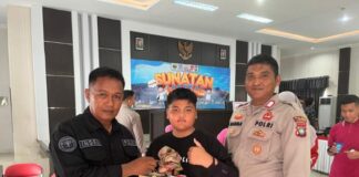 Polres Lingga Gelar Sunatan Massal, Puluhan Anak Ikut Antusias sunatan massal polres lingga