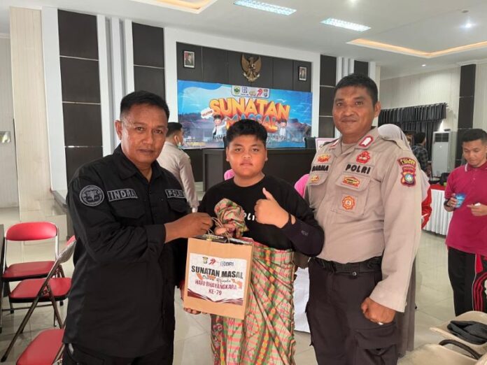 sunat massal sunatan massal polres lingga