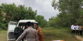 Diduga Dibunuh, Seorang Wanita Ditemukan Tewas di Area Parkir SMA 1 Karimun