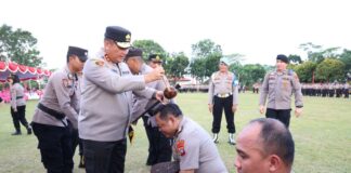 442 Personel Polri di Kepri Naik Pangkat personel polri di kepri