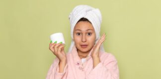 Mitos Kulit Berminyak Tak Butuh Pelembap, Ini Faktanya pelembap untuk kulit berminyak