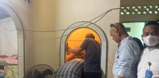 Seorang Pria Lansia di Karimun Ditemukan Tewas Membusuk di Kamar Mandi