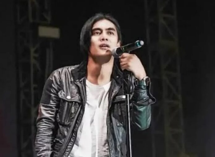 charly charly van houten batam