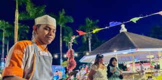 Harris Waterfront Hadirkan Sensasi Liburan Tropis Lewat Hawaiian BBQ Party Hawaiian BBQ Party Harris