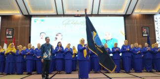 Amsakar Achmad Lantik Pengurus Pikori BP Batam Periode 2025-2029