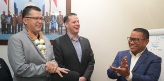 Bertemu Senator Arizona, Fary Francis Tegaskan Komitmen Prabowo Jadikan Batam Tujuan Investasi Dunia