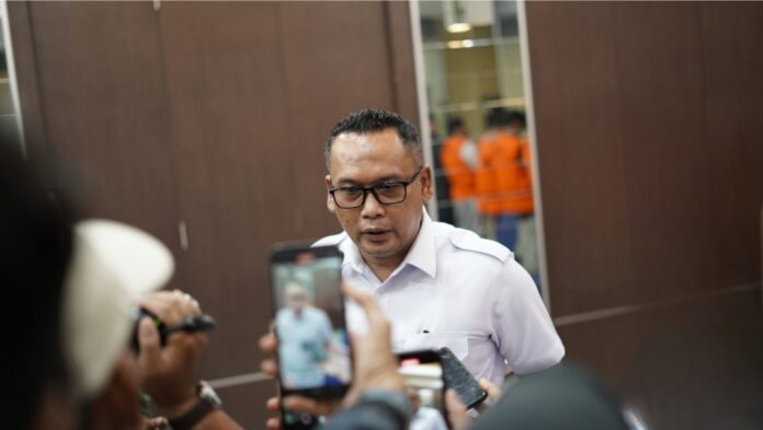 hajar pegawai imigrasi batam terlibat narkoba