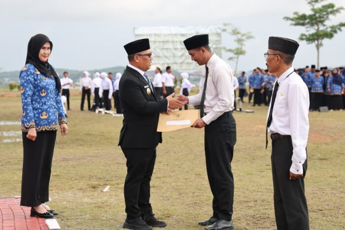 1.499 PPPK Paruh Waktu Pemprov Kepri Terima SK