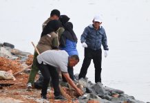 Gubernur Ansar Pimpin Goro di Kawasan Gurindam 12, Ajak Warga Jaga Kebersihan Tepi Laut Tanjungpinang