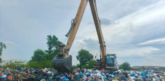 Satgas Darurat Angkut 21 Ton Sampah di Sagulung