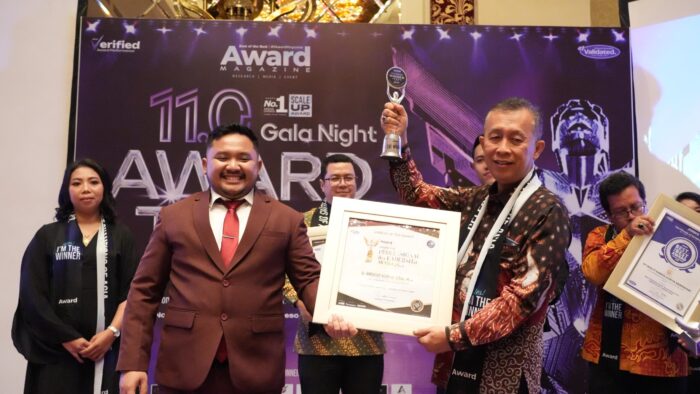 Kepala BP Batam Raih Penghargaan Inspiring Professional dan Leadership Award