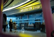 Imigrasi Batam Buka Layanan Percepatan Paspor dan Izin Tinggal di Pollux Mall