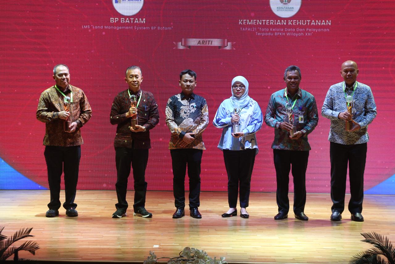 OJK Dorong Pasar Modal Tangguh dan Berperan Besar dalam Pembiayaan Pembangunan Nasional