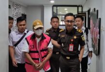 Tersangka Keempat Kasus Korupsi Asuransi Aset PT Batam Persero Serahkan Diri Asuransi Aset PT Batam Persero