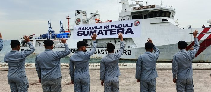 Kumpulkan Donasi Masyarakat Kepri, Bakamla Lepas 70 Ton Bantuan Bagi Aceh