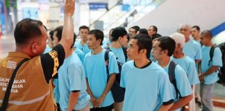 Polda Kepri Gagalkan Penyelundupan 17 PMI Ilegal ke Malaysia di Batam PMI ilegal dipulangkan