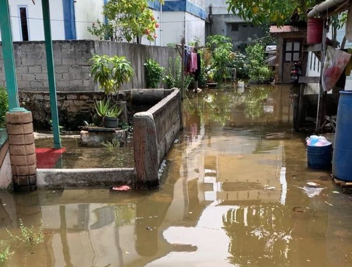banjir rob meral kota