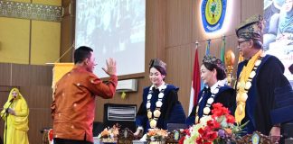 Gubernur Ansar Hadiri Wisuda XXII UNIBA, Ajak Lulusan Jadi SDM Unggul Berdaya Saing Global