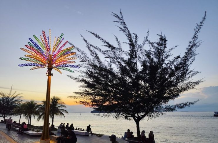 Hore! Podium Sunset hingga Jogging Track Gurindam 12 Resmi Dibuka untuk Warga