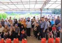 357 Lansia di Bukit Bestari Terima Paket Sembako dari Pemko Tanjungpinang