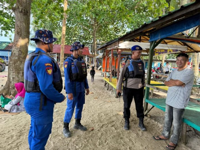 pantai tanjung pinggir